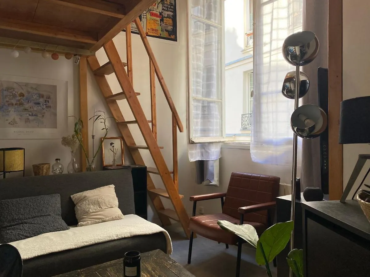 Petit Nid Douillet Au Coeur Du Sentier Apartment Paris France